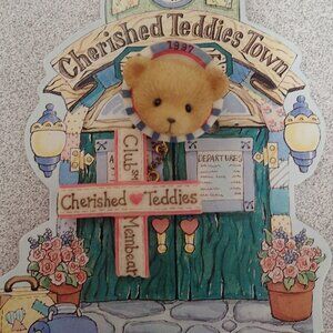 Cherished Teddies Lapel Pin Club Member